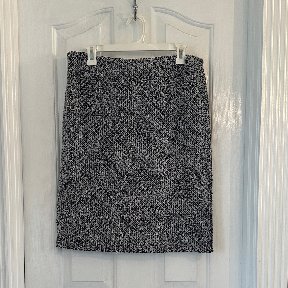 Marc Cain Black and White Textured Pencil Skirt
